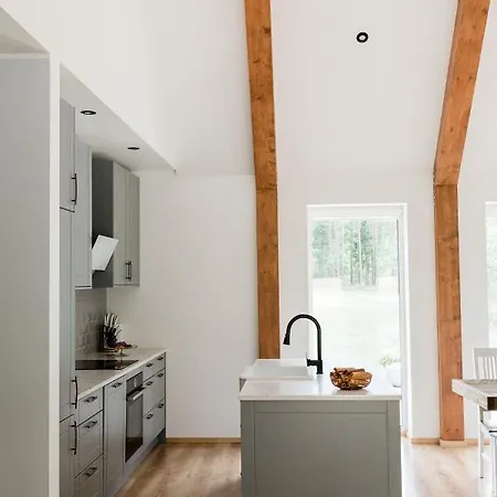 Peaceful Palace Silla (Saare)